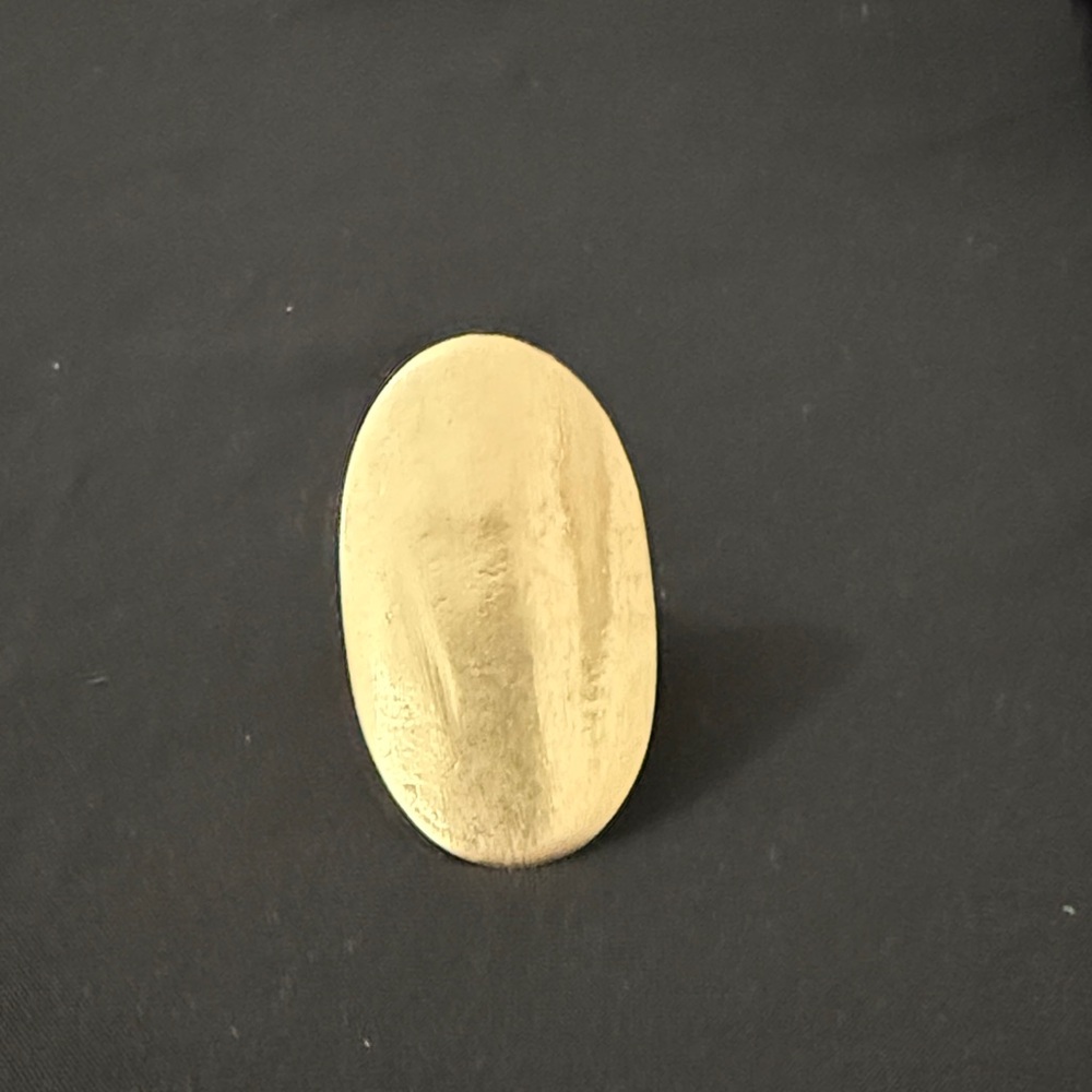 Gold Oval Statement stretchable Ring - Women's Fashion Accessory